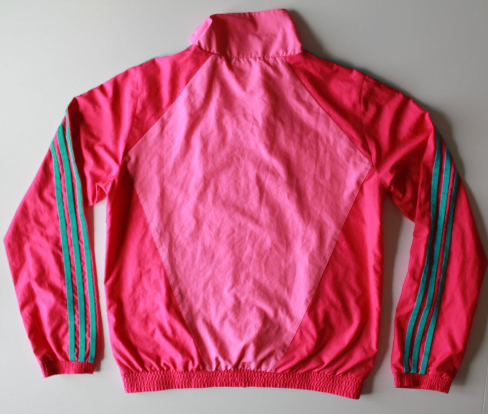 Adidas Giacche & Cappotti: Veste Adidas rose t.164 – Usato da Peseux venduto da Gilloss 5