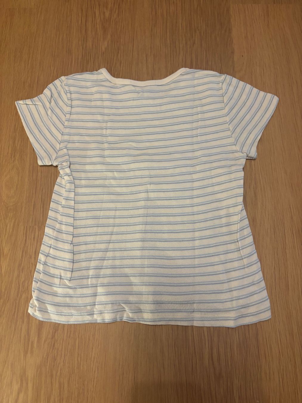 Brandy Melville T-shirt: BRANDY MELVILLE top – Nuovo (secondo la descrizione) da Lavigny venduto da bea_26wd 1