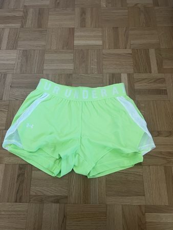 Under Armour Sport Shorts Gr. S Limegrün