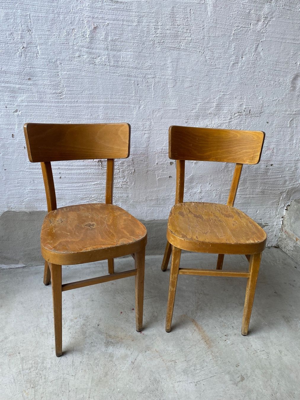 Chaises: Zwei Beizenstühle – D'occasion à Basel par MoebelSackmann