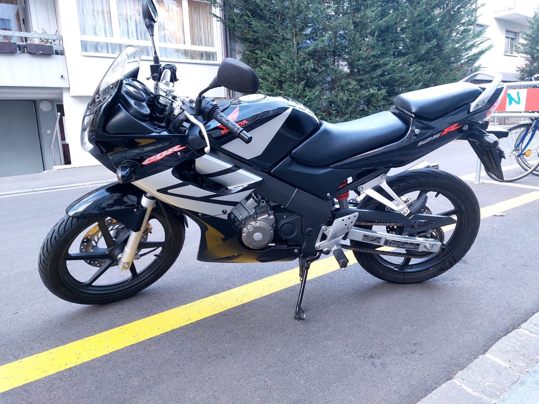Honda Strada: Honda CBR 125 – Usato da Allschwil venduto da ing_ff72
