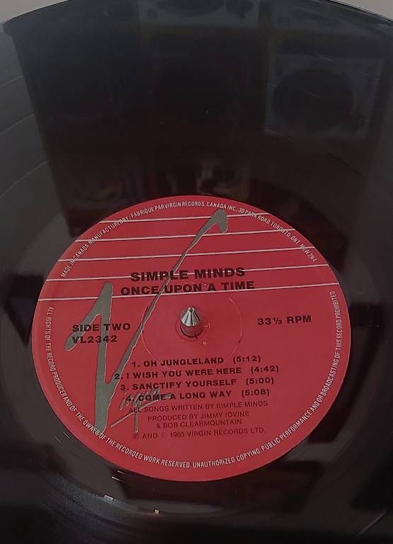Dischi in vinile: SIMPLE MINDS:"ONCE UPON A TIME"(1985)LP – Usato da NENDELN venduto da Vinylandmote 2