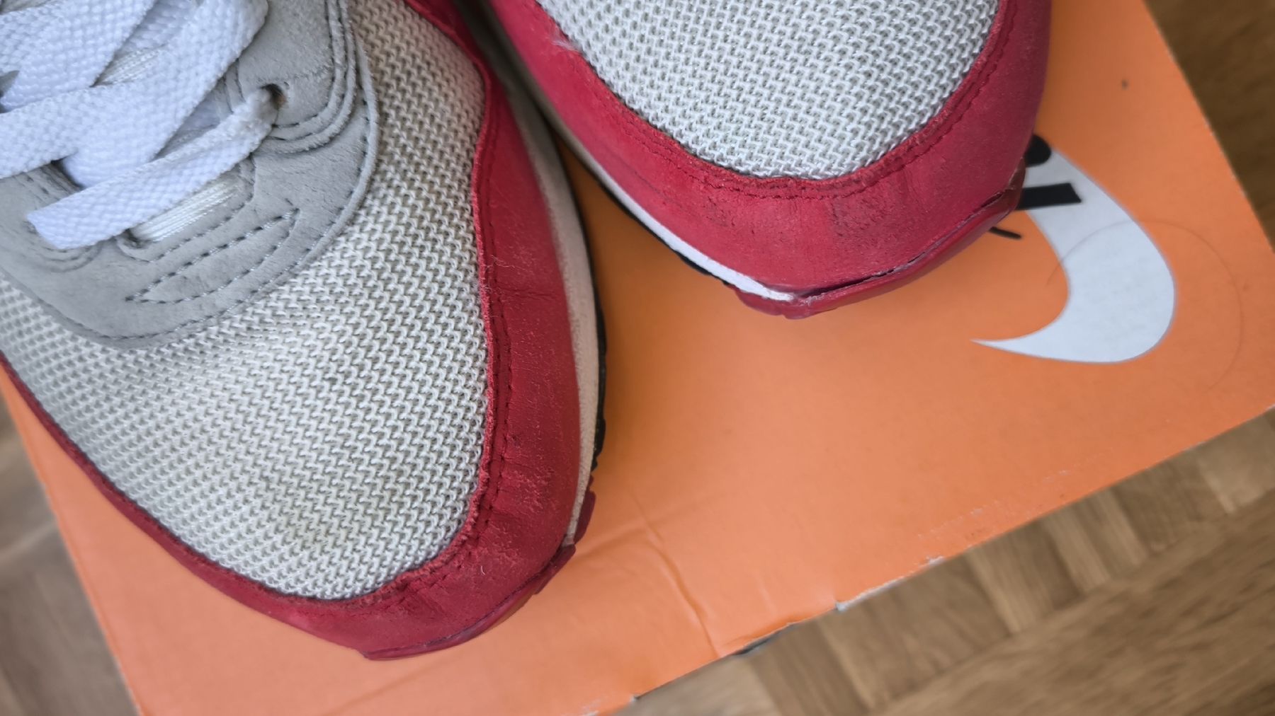 Nike Chaussures hommes: Nike Air Max 1 - OG 2012 – D'occasion à St-Prex par Deetouch 7