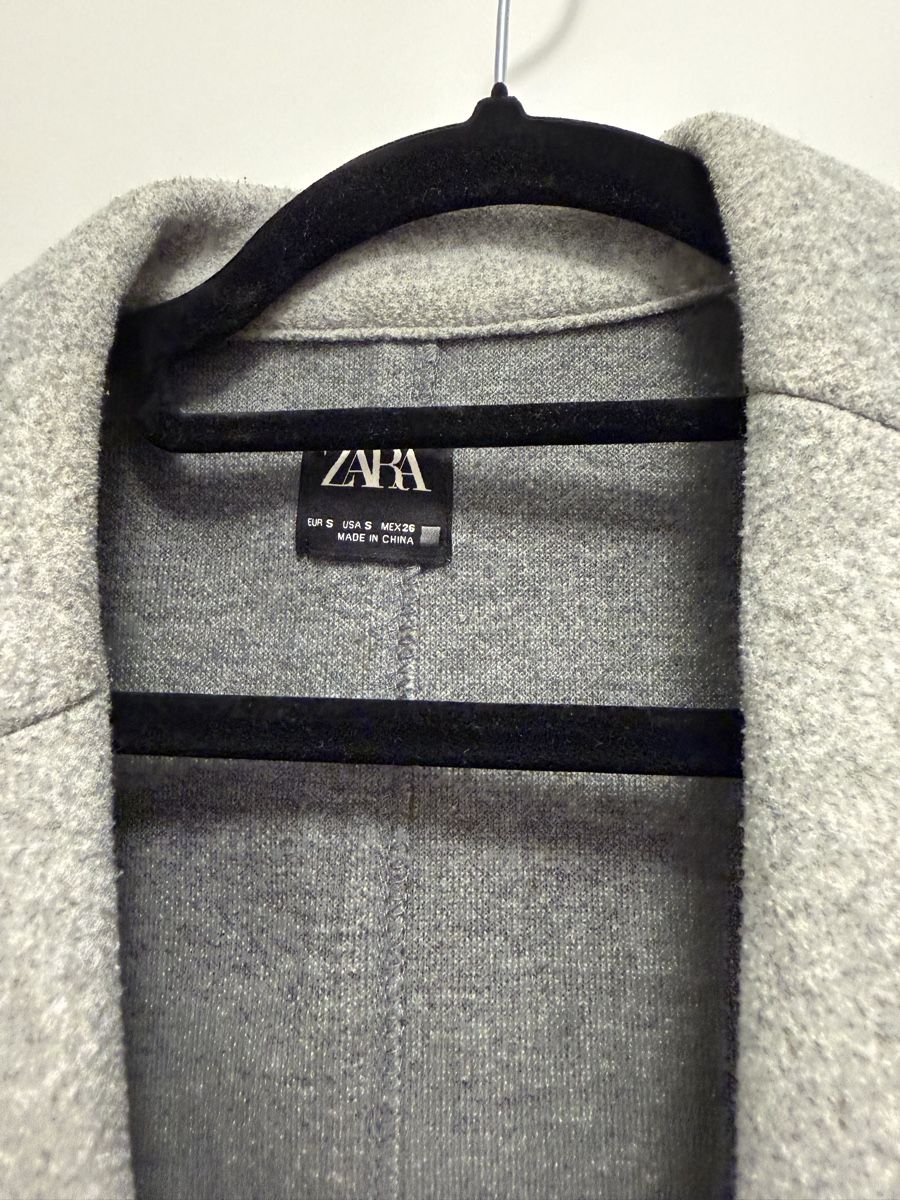 Zara Mäntel: Grauer Mantel von ZARA, Gr. S – Gebraucht aus Zürich von zoe_2ddl 1