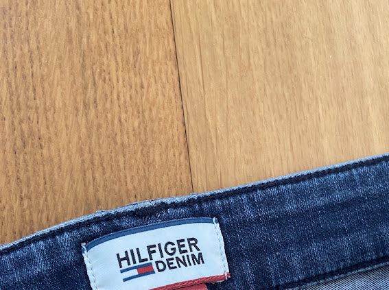 Jeans: Hilfiger Demin Jeans – Usato da Ebikon venduto da van_qg5n 2