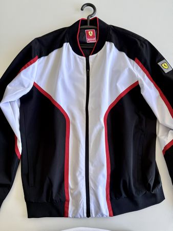 Veste Scuderia Ferrari Officielle, Taille 3XL,État Excellent