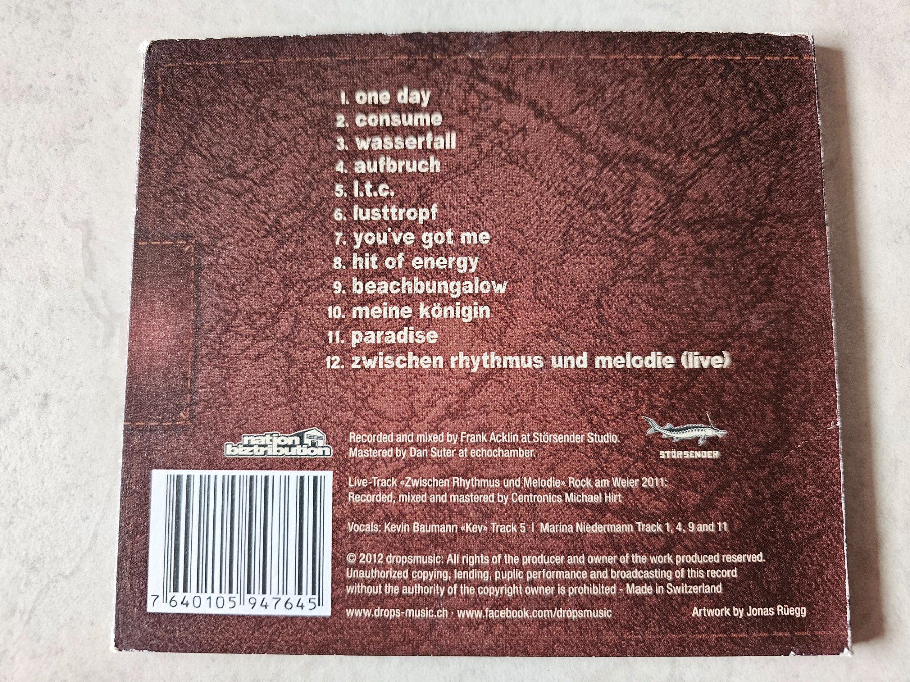 CDs: Drops  -  Consume – Gebraucht aus Schneisingen von backstore24 1