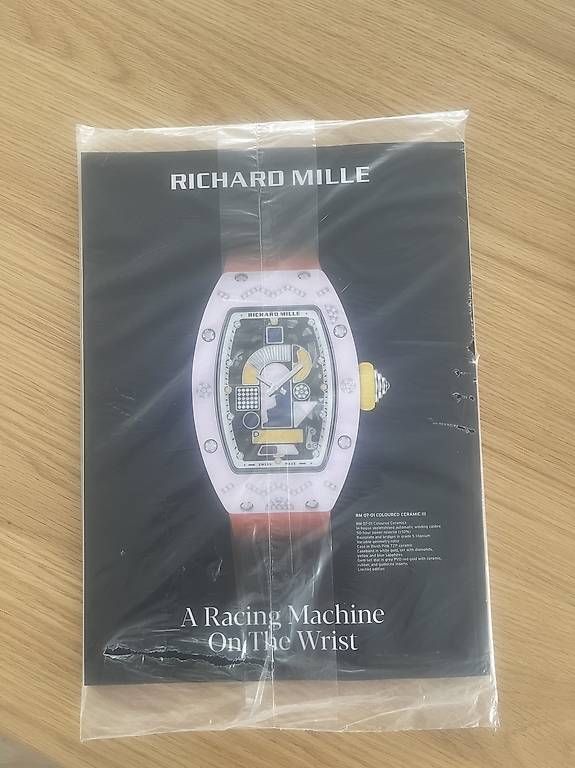 Riviste & Magazine: Neues Premium-Magazin INTERVIEW by Ringier – Nuovo e nell'imballaggio originale da Reinach BL venduto da present4you 1
