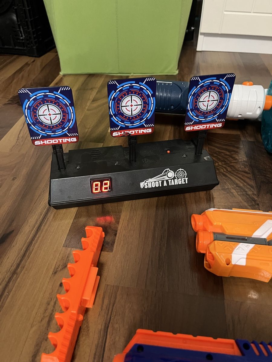 Nerf Giocattoli: Nerf und XShot inkl. Munition – Usato da Triesen venduto da atschi0_4 5