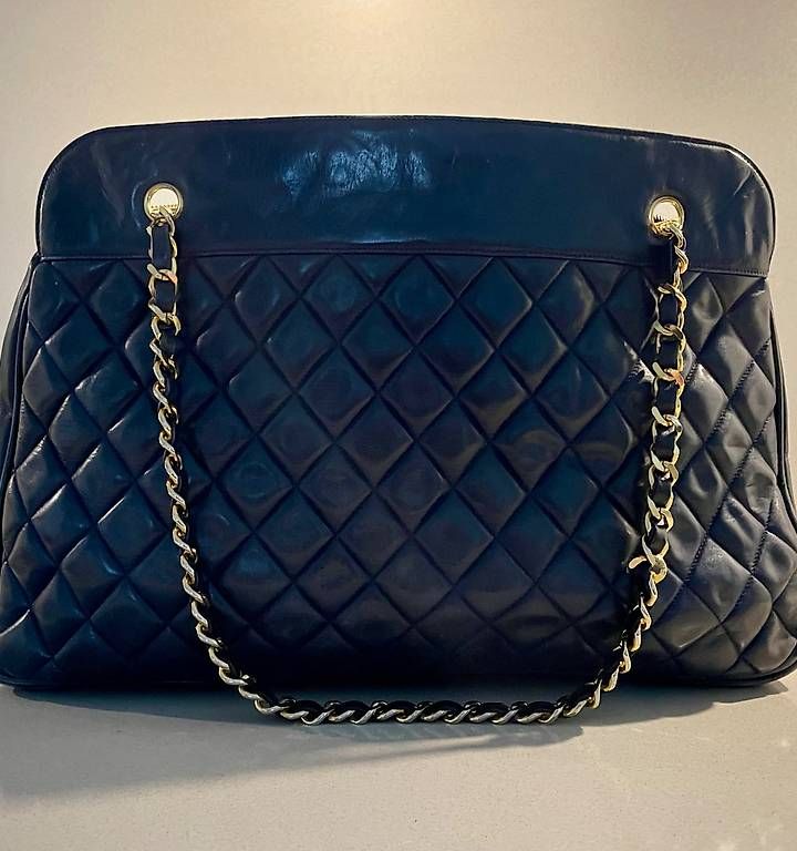 Borse da donna: Borsa a Tracolla Vintage Chanel Blu – Usato da Balerna venduto da mgi_gtp5