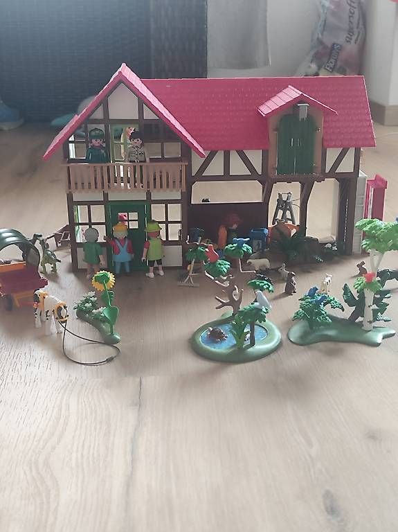 Spielzeuge: Playmobil Bauernhof  – Gebraucht aus Würenlos von dan_g966