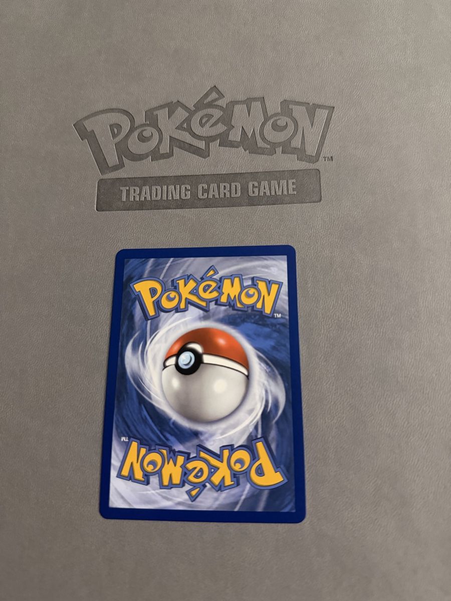 Pokémon Cartes à collectionner: Surfing Pikachu V MAX (Nr.2) – D'occasion à Biel/Bienne par SeeLoewe55 1