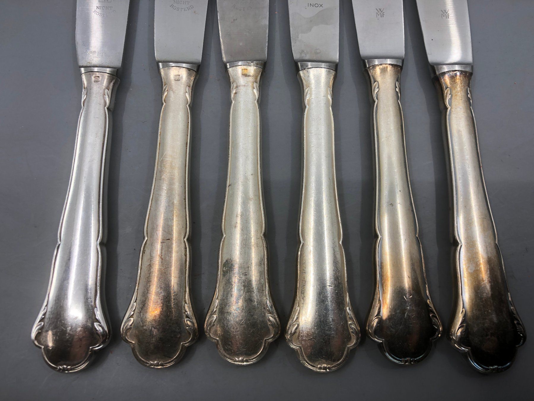 WMF Posate: 6 Tafelmesser versilbert WMF Modell: 2700 – Usato da Basel venduto da Tiabeanie 2