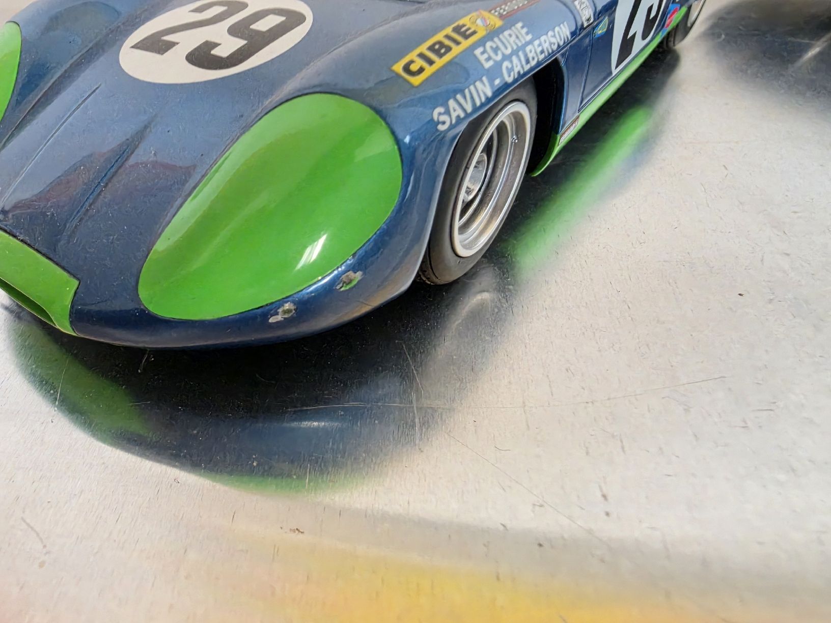 Modellini d'auto: Model Autos 1:18 – Difettoso da zürich venduto da val_yr8v 5