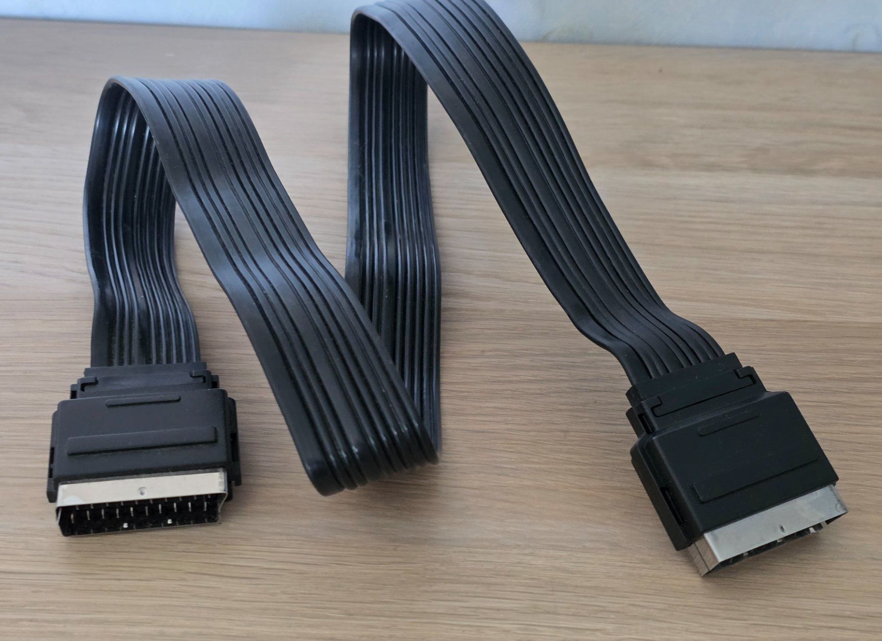 Cavi: Scart Kabel schwarz 96 cm Lang – Usato da Zürich venduto da IrisA0102 1