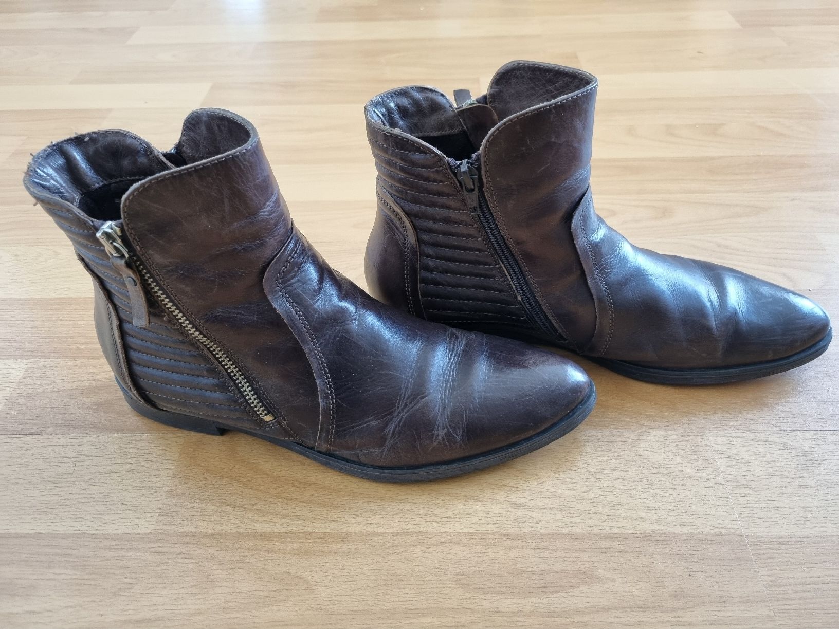 Globus Scarpe da donna: Globus Damenstiefeletten Braun, Grösse 41 – Usato da Laupen BE venduto da Bombers 2