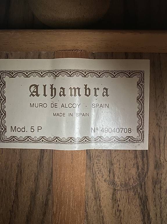 Strumenti musicali: Klassische Gitarre Alhambra 5 P – Usato da Altdorf UR venduto da Berti92 1