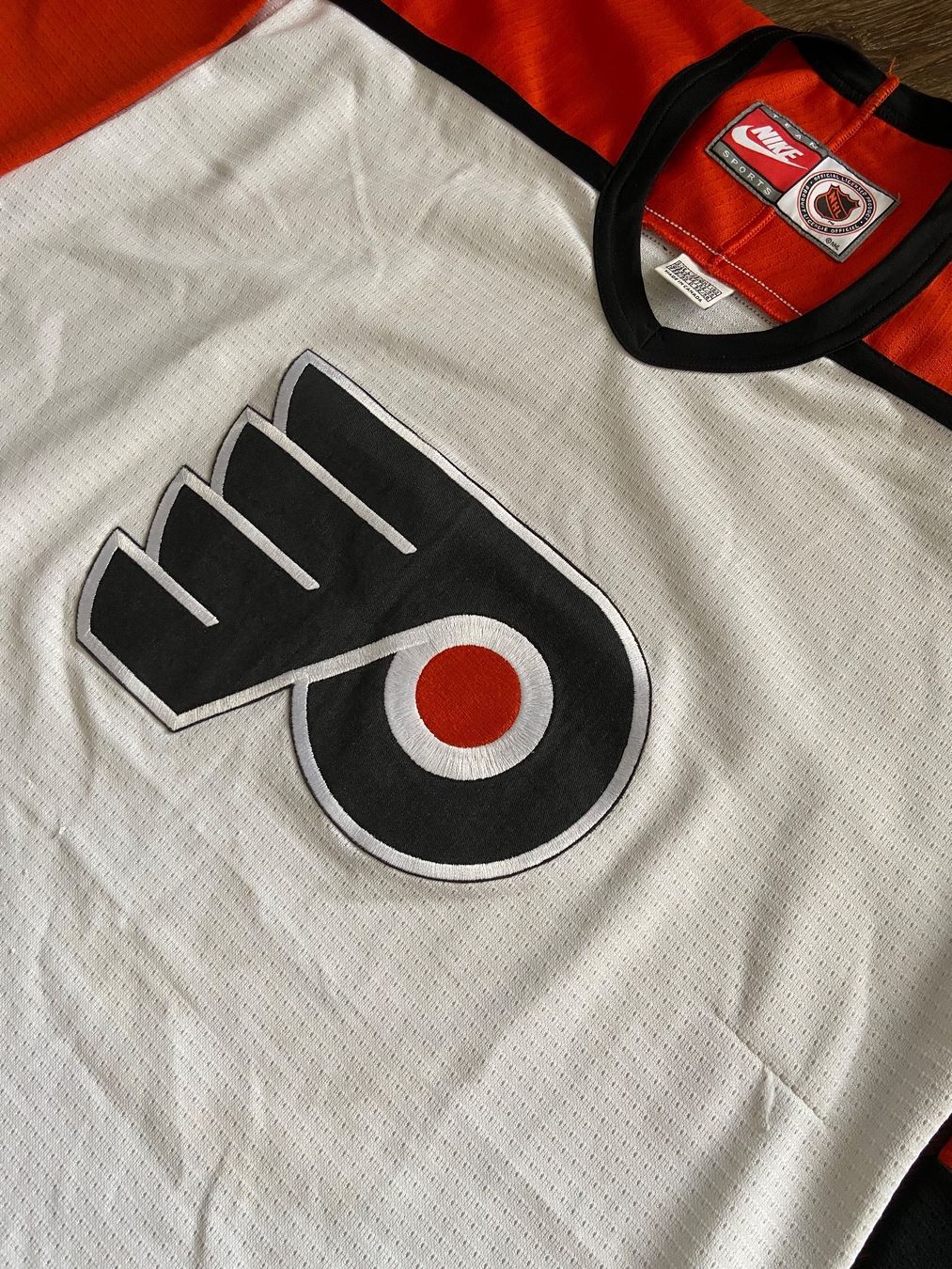 Nike Canottiere & Pantaloni: Philadelphia Flyers Trikot Gr. L – Usato da Muttenz venduto da bargain_hunter 1