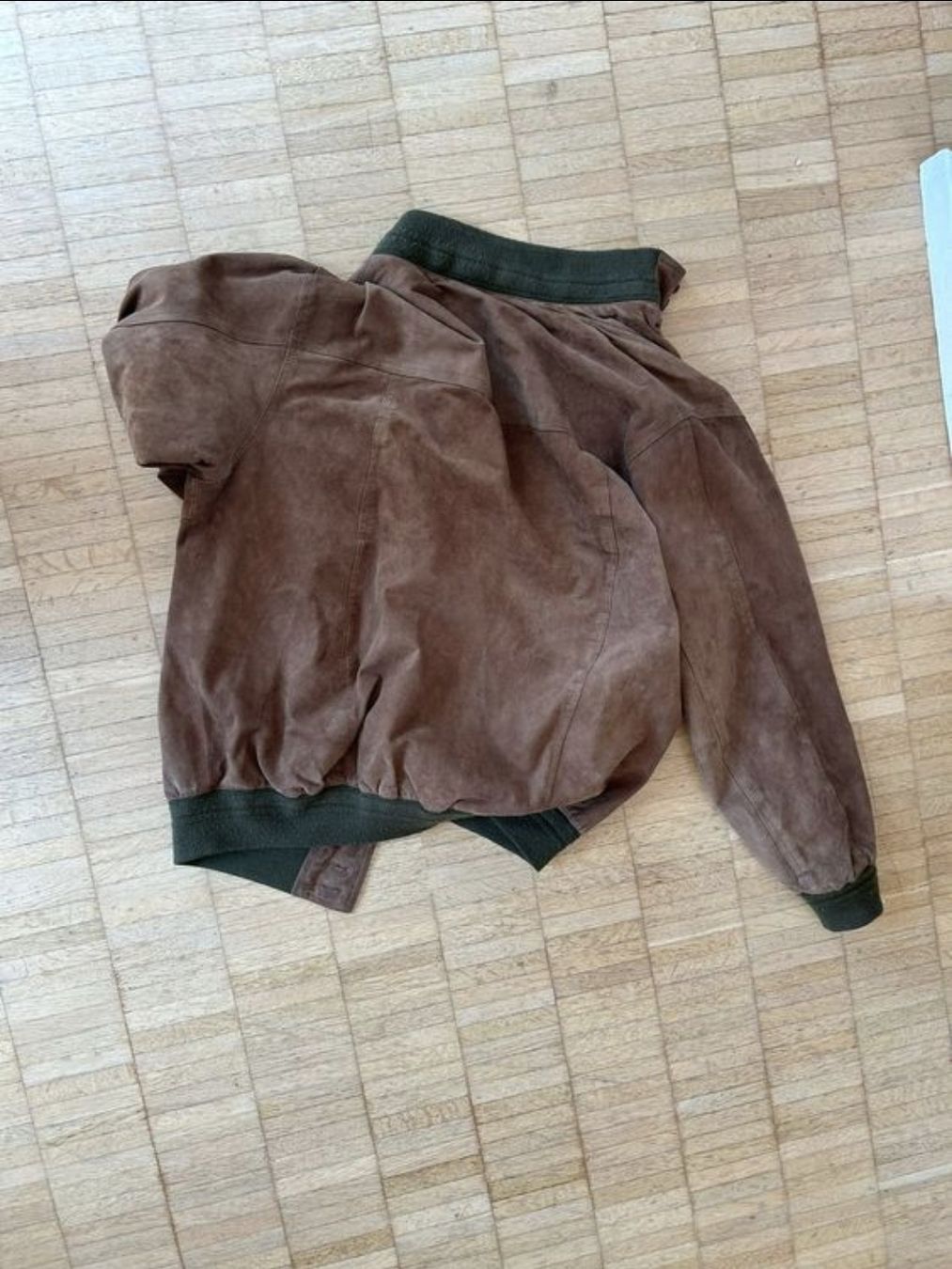 Jacken: Wildleder Bomberjacke – Gebraucht aus Urtenen-Schönbühl von chrebeli1 2
