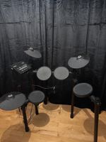 Batterie électronique Yamaha DTX - complète avec pédales