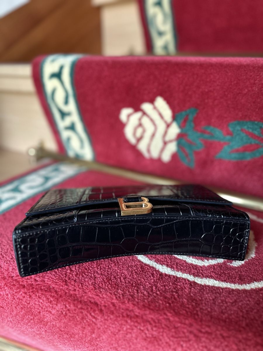 Balenciaga Taschen für Damen: Balenciaga Tasche Hourglass – Gebraucht aus Luzern von ariazalea 2