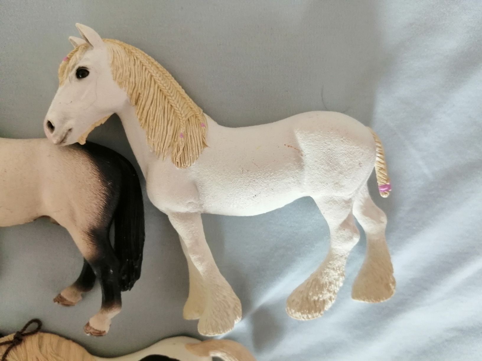 Schleich Giocattoli: 8 Schleich Pferde mit geschmückter Mähne – Nuovo (secondo la descrizione) da Wettingen venduto da penelope39 4