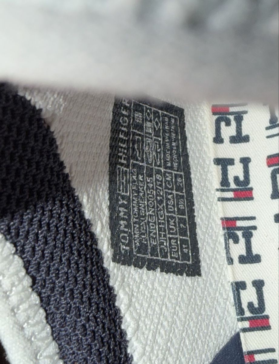 Tommy Hilfiger Scarpe da donna: Tommy Jeans Sneaker Gr. 41 – Usato da Morgarten venduto da elabaumann_ch 4