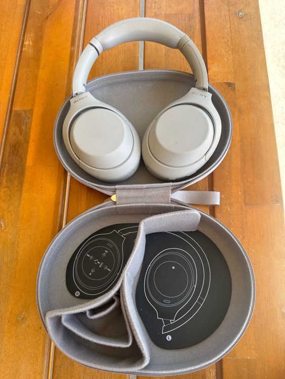 Sony Kopfhörer: Sony WH-1000XM4 Kopfhörer - Top Zustand - Grau – Gebraucht aus Rüti b. Büren von helscherj 1