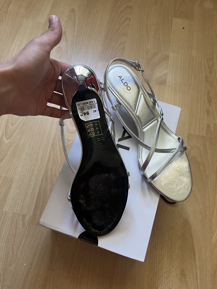 Aldo Scarpe da donna: ALDO Sandalen Silber Grösse 41 neu mit Karton – Nuovo (secondo la descrizione) da Zürich venduto da JuanAmi 2