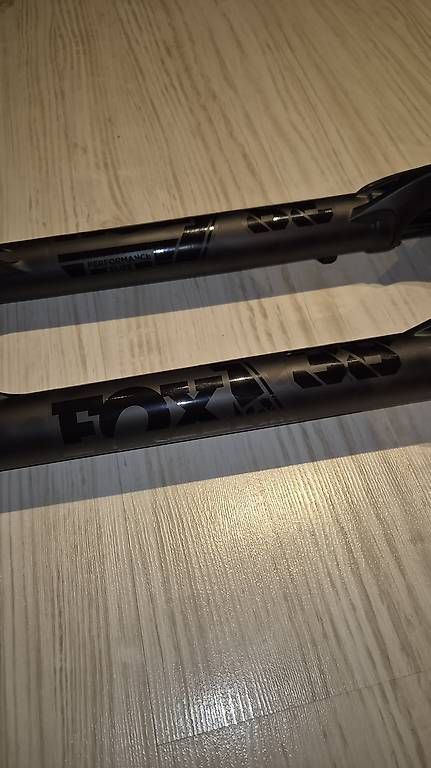 Fox Pezzi di ricambio: Fox 38 Performance Elite 160mm Neu – Nuovo (secondo la descrizione) da Alpthal venduto da Small_pp 3