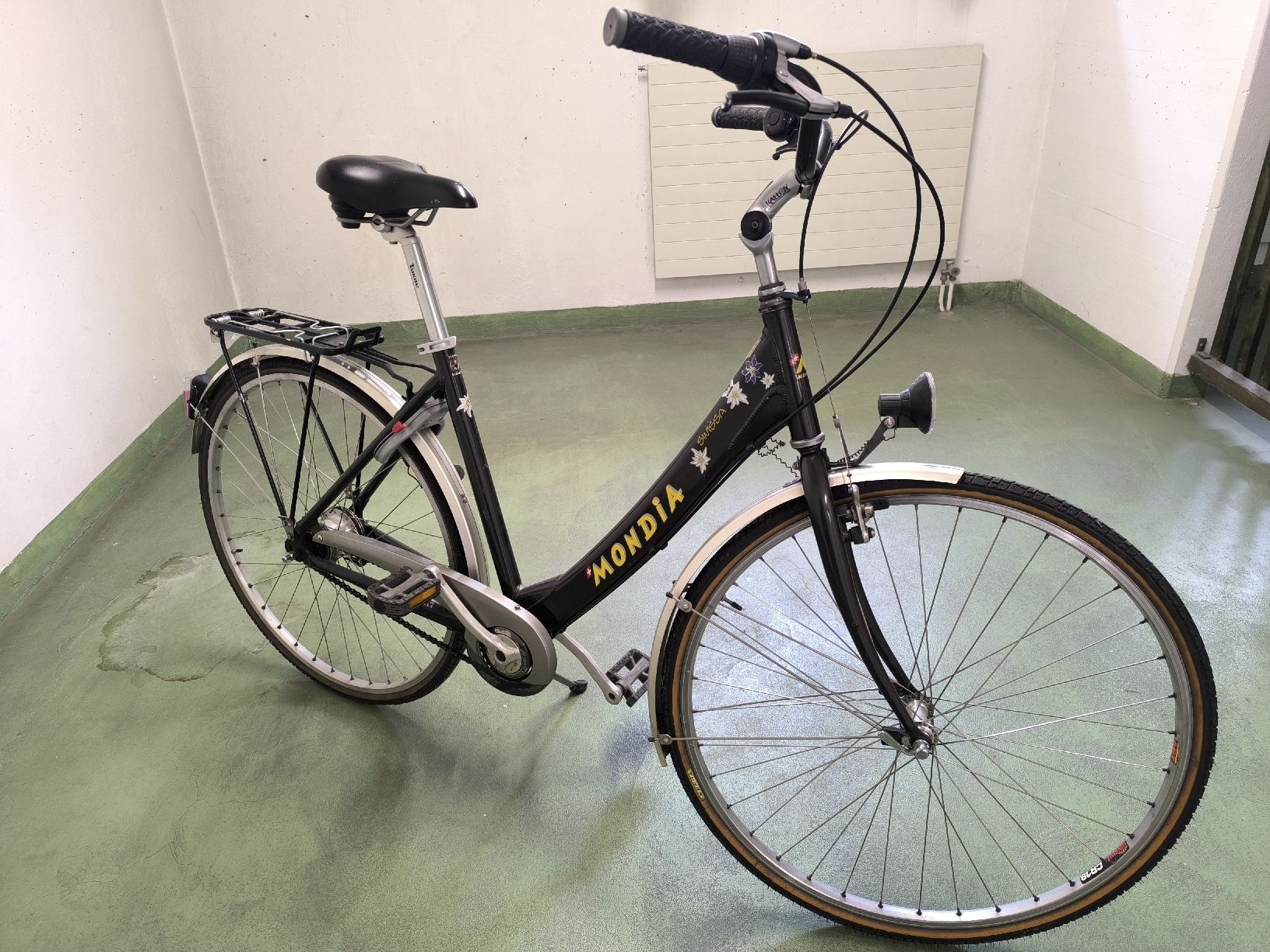 Mondia Velos: Mondia Swissa - Schones Schweizer Vintage Damenfahrrad – Gebraucht aus Zürich von denz33 1