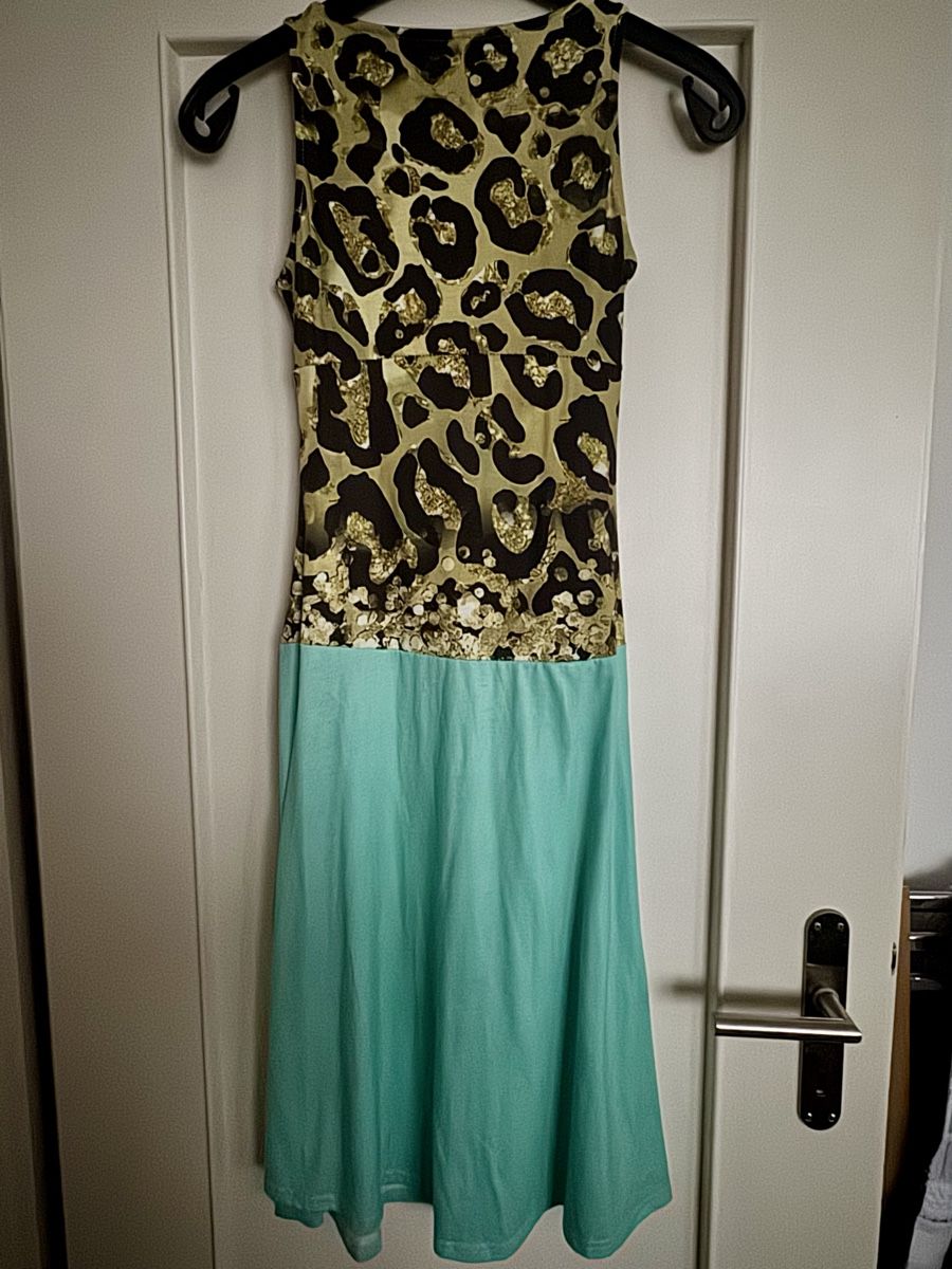 Vestiti: Kleid mit Leoprint – Nuovo (secondo la descrizione) da Schaffhausen venduto da mar_jk9z 1