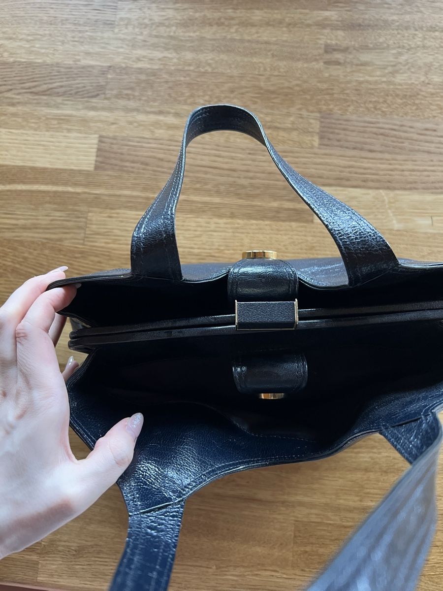Taschen für Damen: Ledertasche – Gebraucht aus Langnau im Emmental von sel_dg8g 1