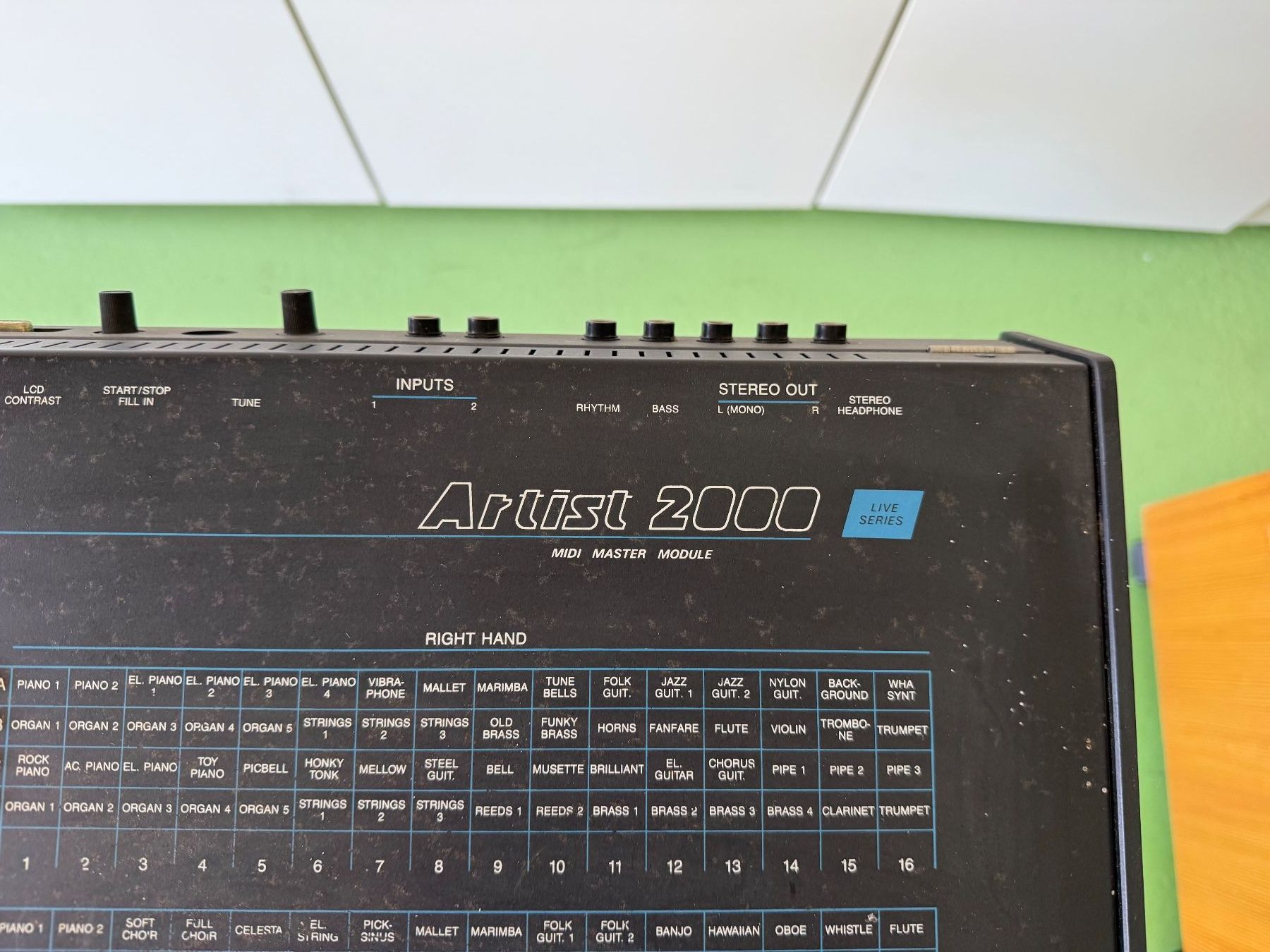 Solton Strumenti musicali: Solton Artist 2000 / Expander / Midi Master Modul – Usato da Boniswil venduto da ayrton01