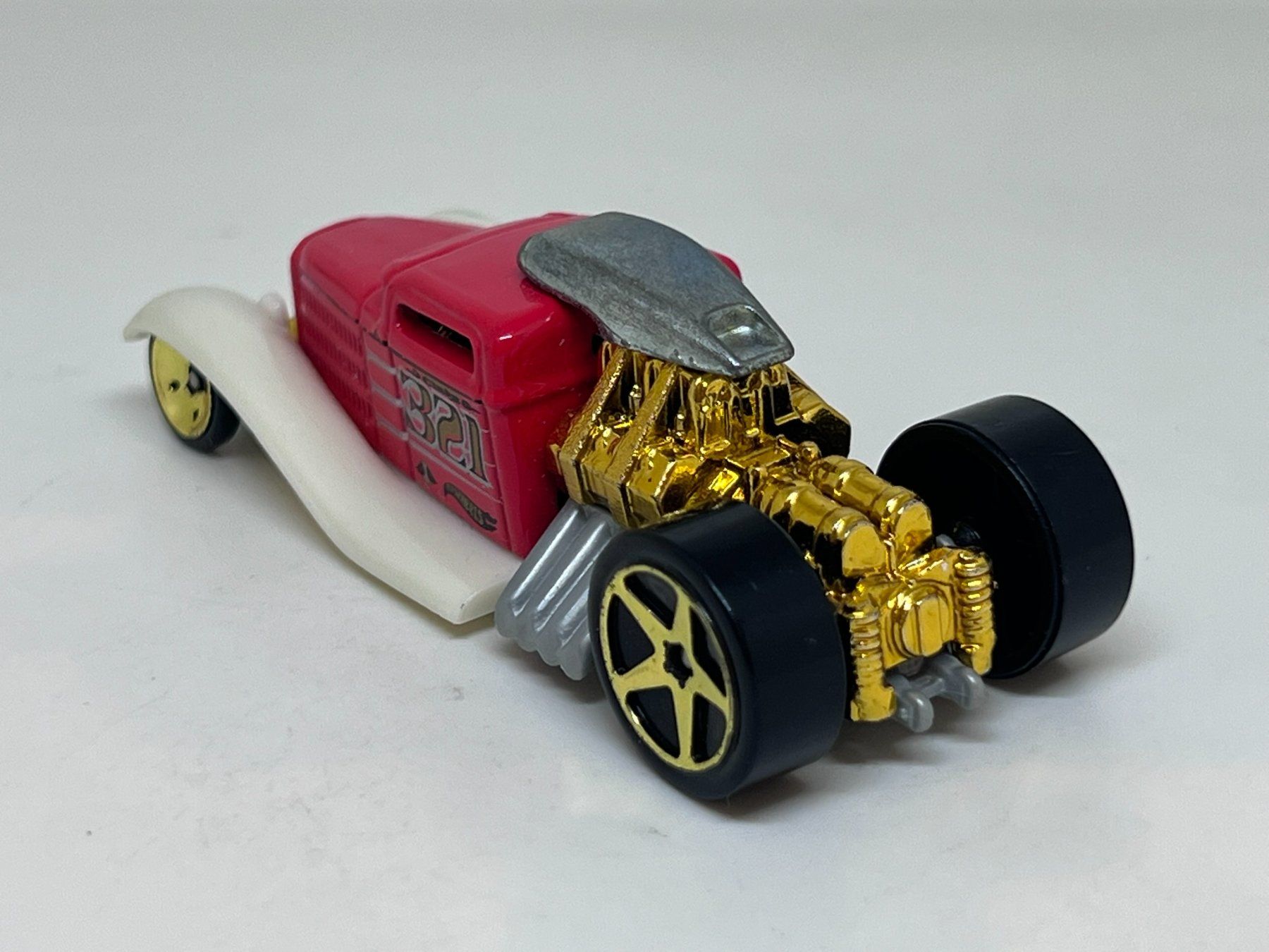 Hot Wheels Modellautos: Hot Wheels Mid Mill #587 – Gebraucht aus Wildegg von LaaBoutique 2