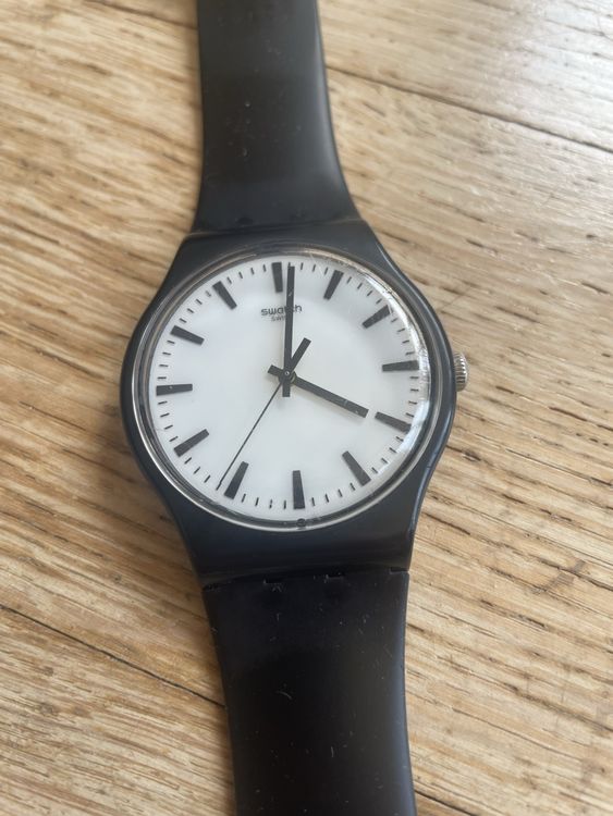 Swatch Montres: Swatch BLACKBACK PAY! – D'occasion à Zürich par dom_5qr2 1