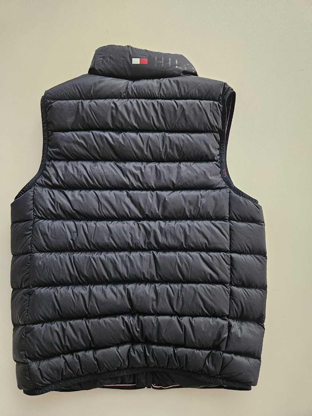Tommy Hilfiger Altro abbigliamento per bambino: Tommy Hilfiger Gilet – Nuovo (secondo la descrizione) da Wilen b. Wollerau venduto da desi1327 1