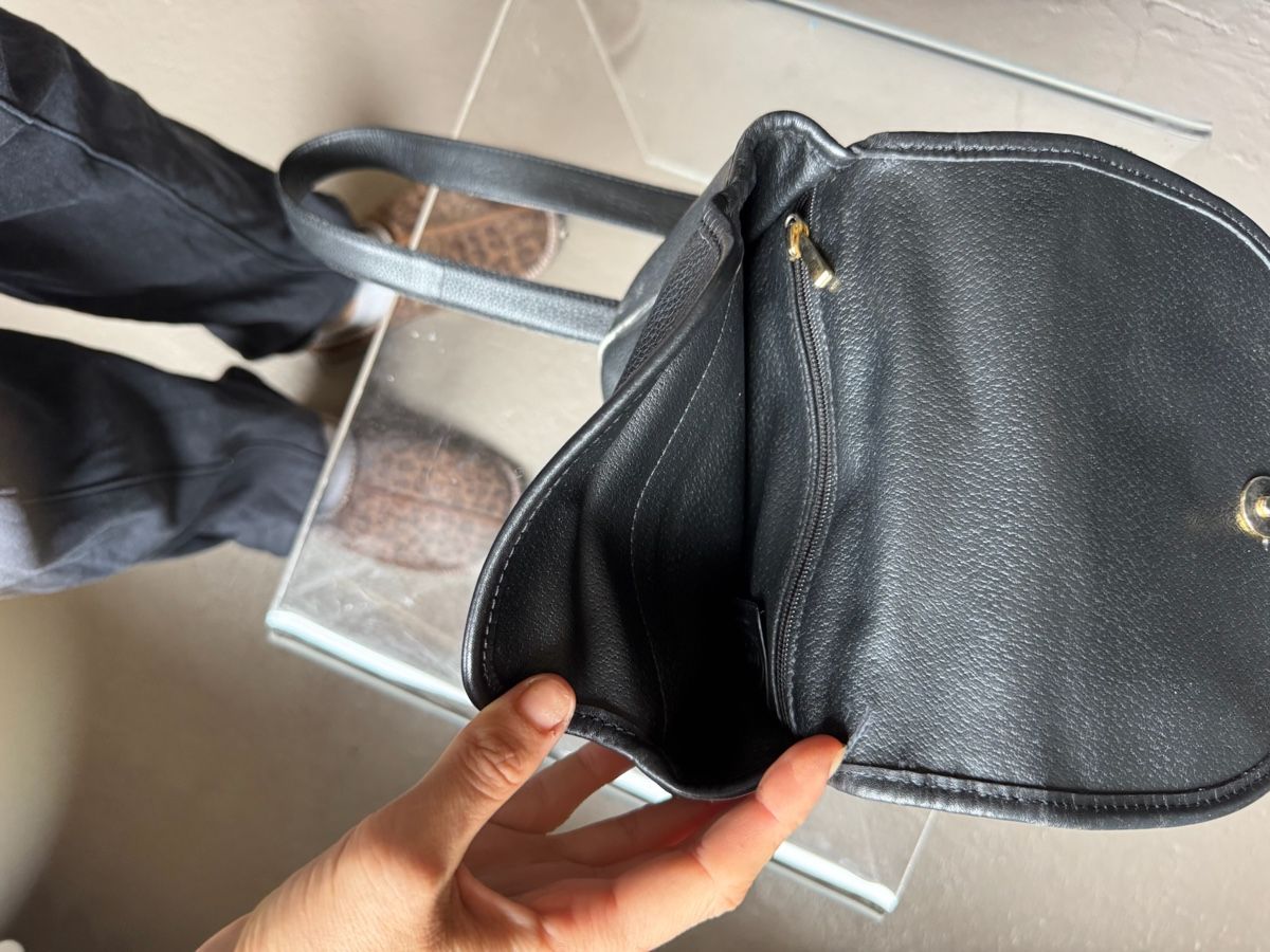 Longchamp Taschen für Damen: Longchamp Umhängetasche Leder – Gebraucht aus Winterthur von zoenina5 5