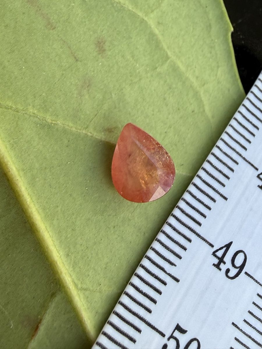 Pietre preziose:  Saphire Farbe orange padparadscha – Usato da Oberhof venduto da RealStone 4