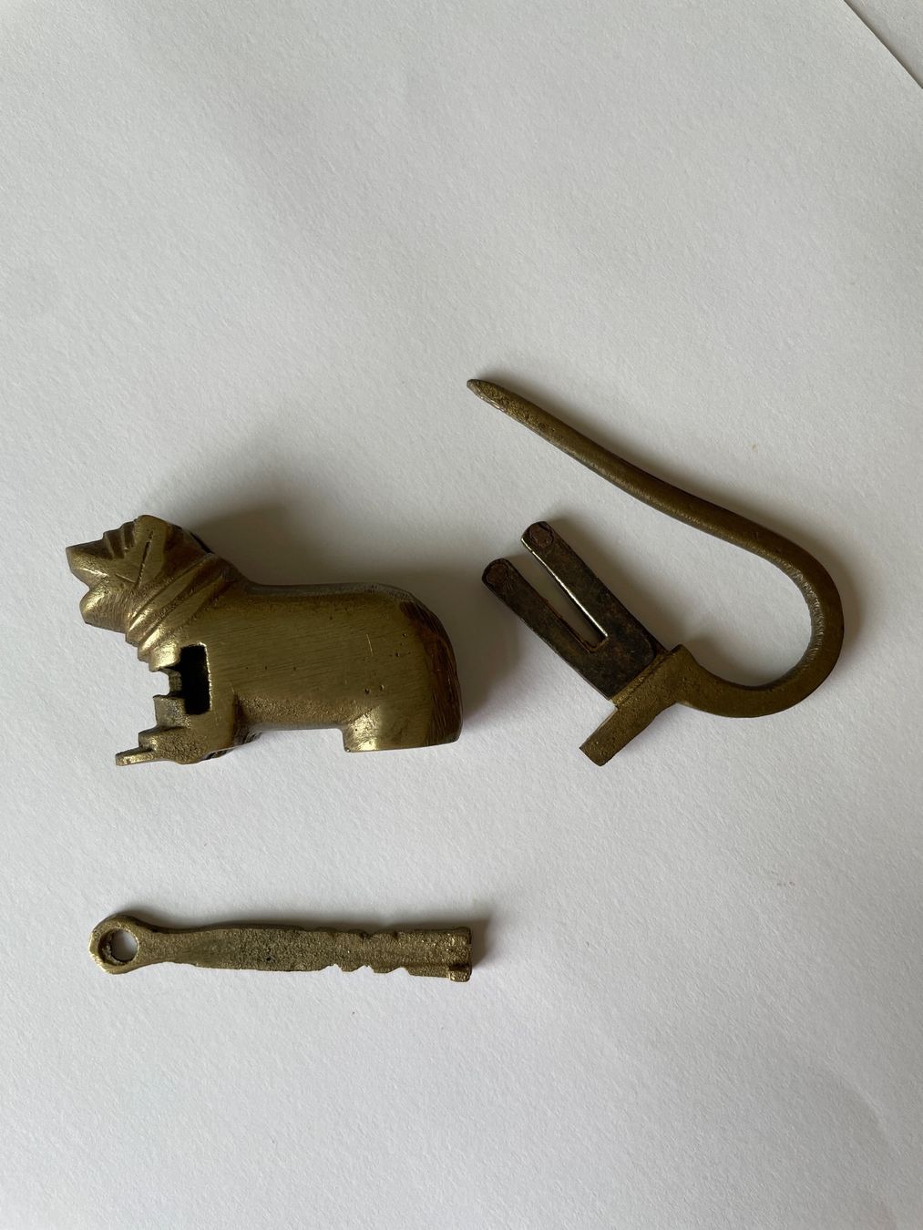 Cadenas: Antikes Chinesisches Schloss Foo Hund Messing – D'occasion à St. Gallen par Shazzz 7