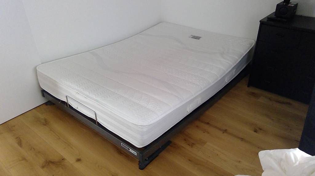 Lits: Hochbett Eiche Natur mit 3 Stauraumschubladen – D'occasion à Sugiez par 1786Sugiez 4