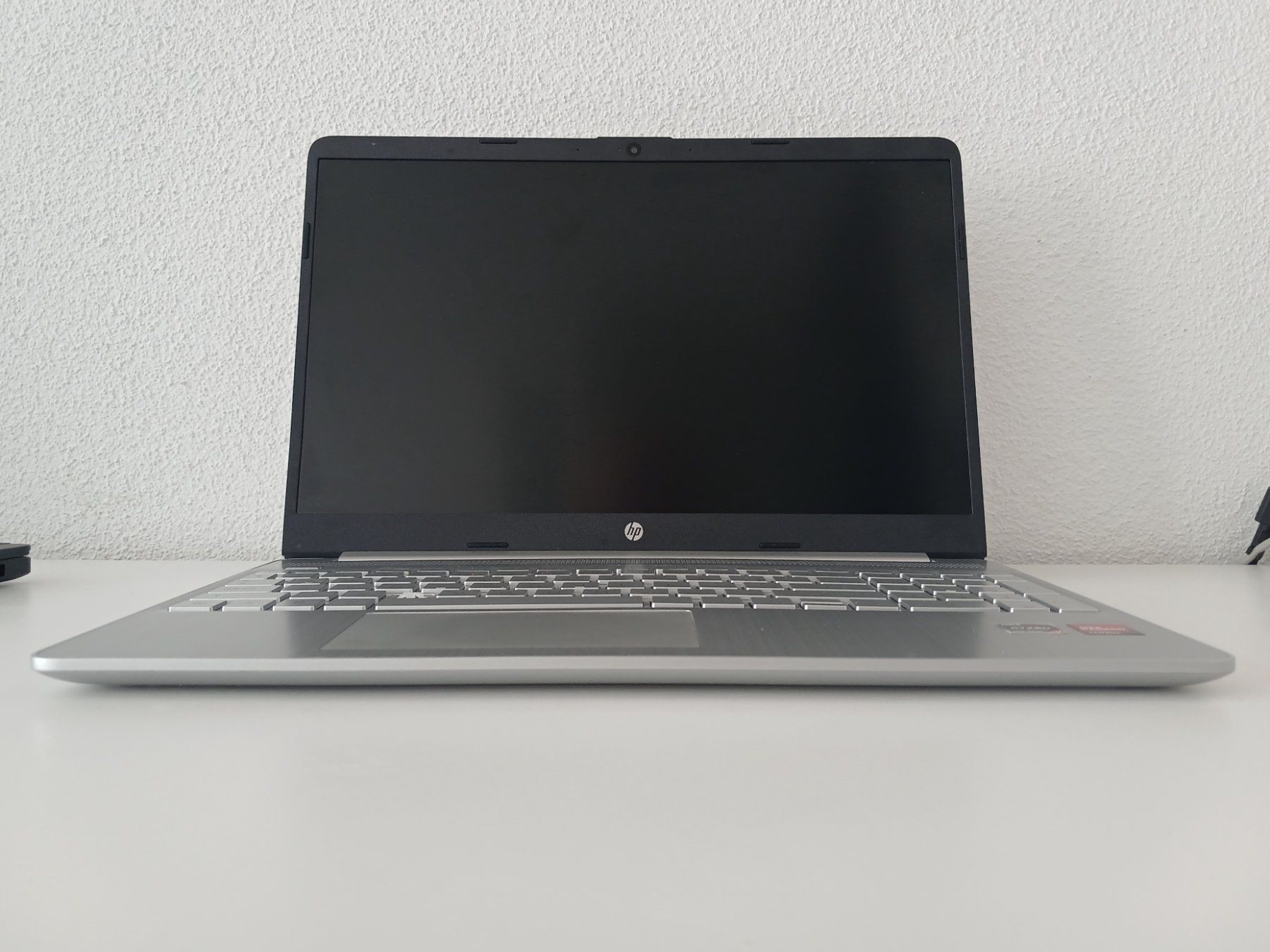 Hewlett Packard Notebooks: HP Laptop Silber guter Zustand – Gebraucht aus Kloten von Travolli