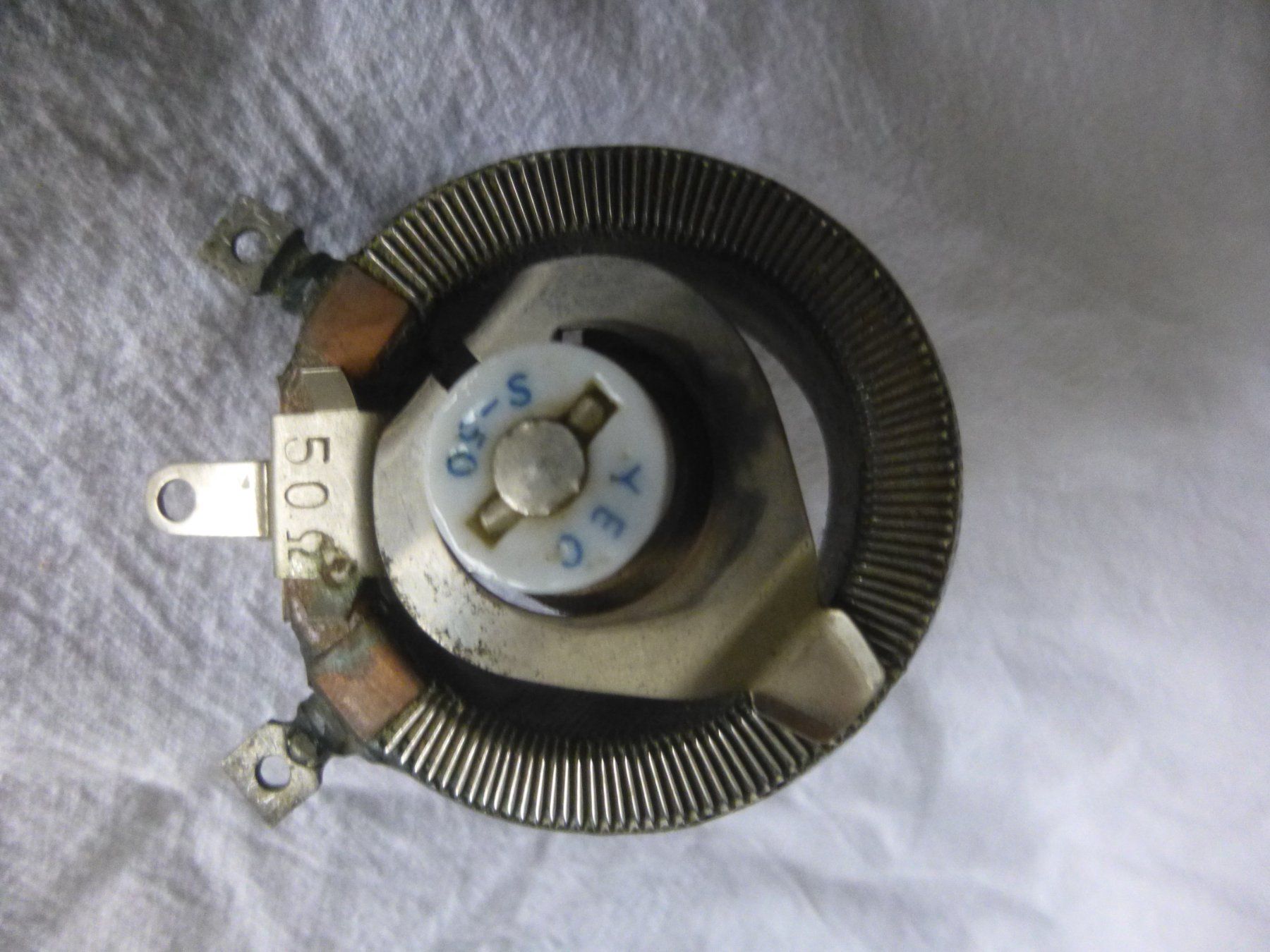 Componenti elettronici: Potentiometer, Draht Drehwiderstand 50 Ohm – Usato da Hefenhofen venduto da Hakug 7