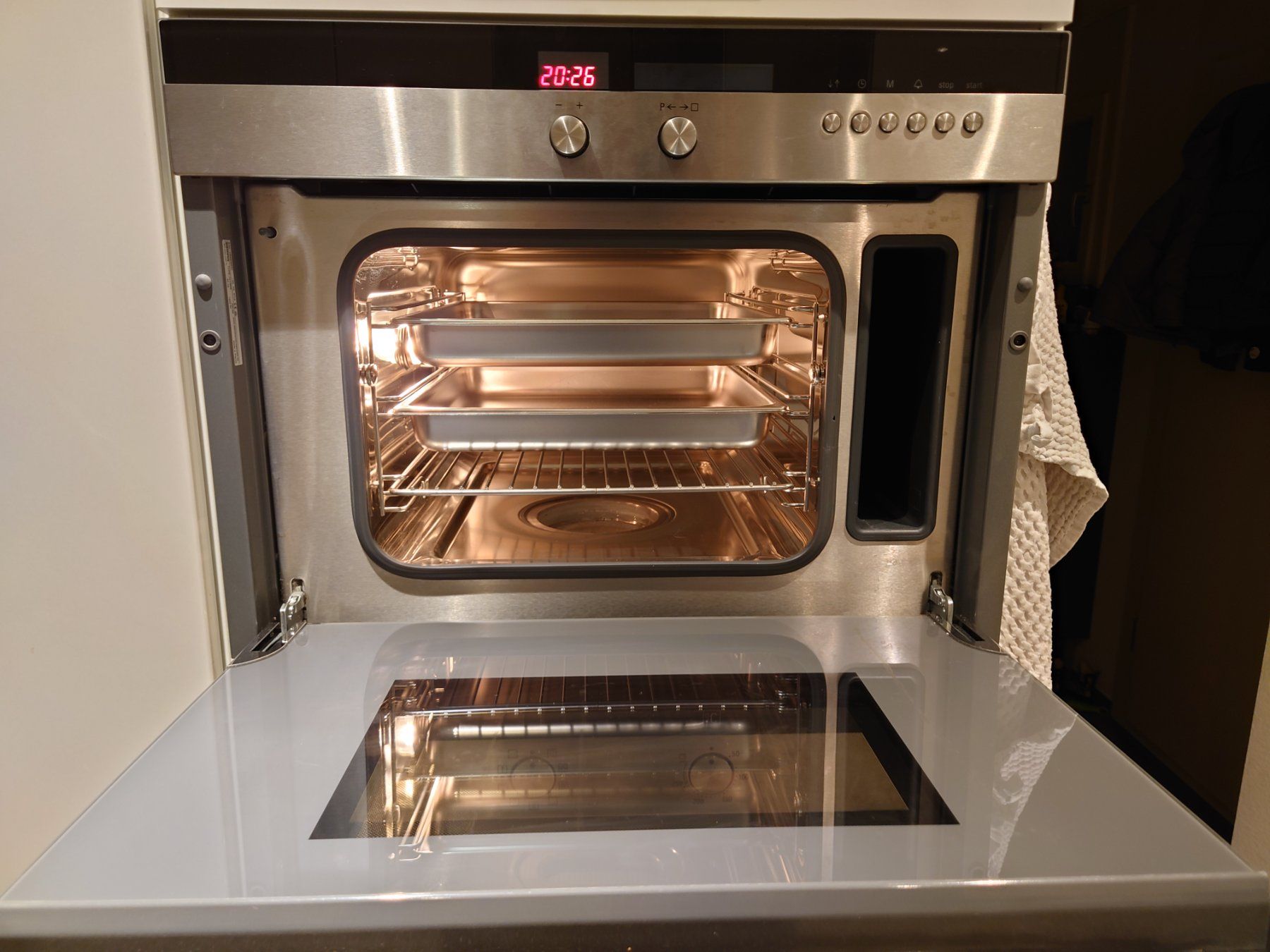 Siemens Elettrodomestici da cucina: Siemens Einbau Steamer HB26D.550C – Usato da Aesch BL venduto da mur_b7jh 6