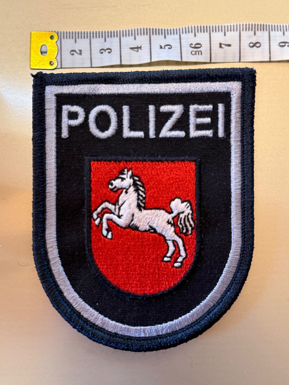 Swiss Plaquettes & Badges: Polizei Niedersachsen Badge – D'occasion à Ennetbürgen par MikeN03