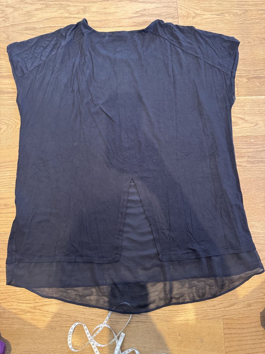 T-shirt: Tolles Shirt Gr ca 48 – Usato da Gelfingen venduto da jemehehi 1
