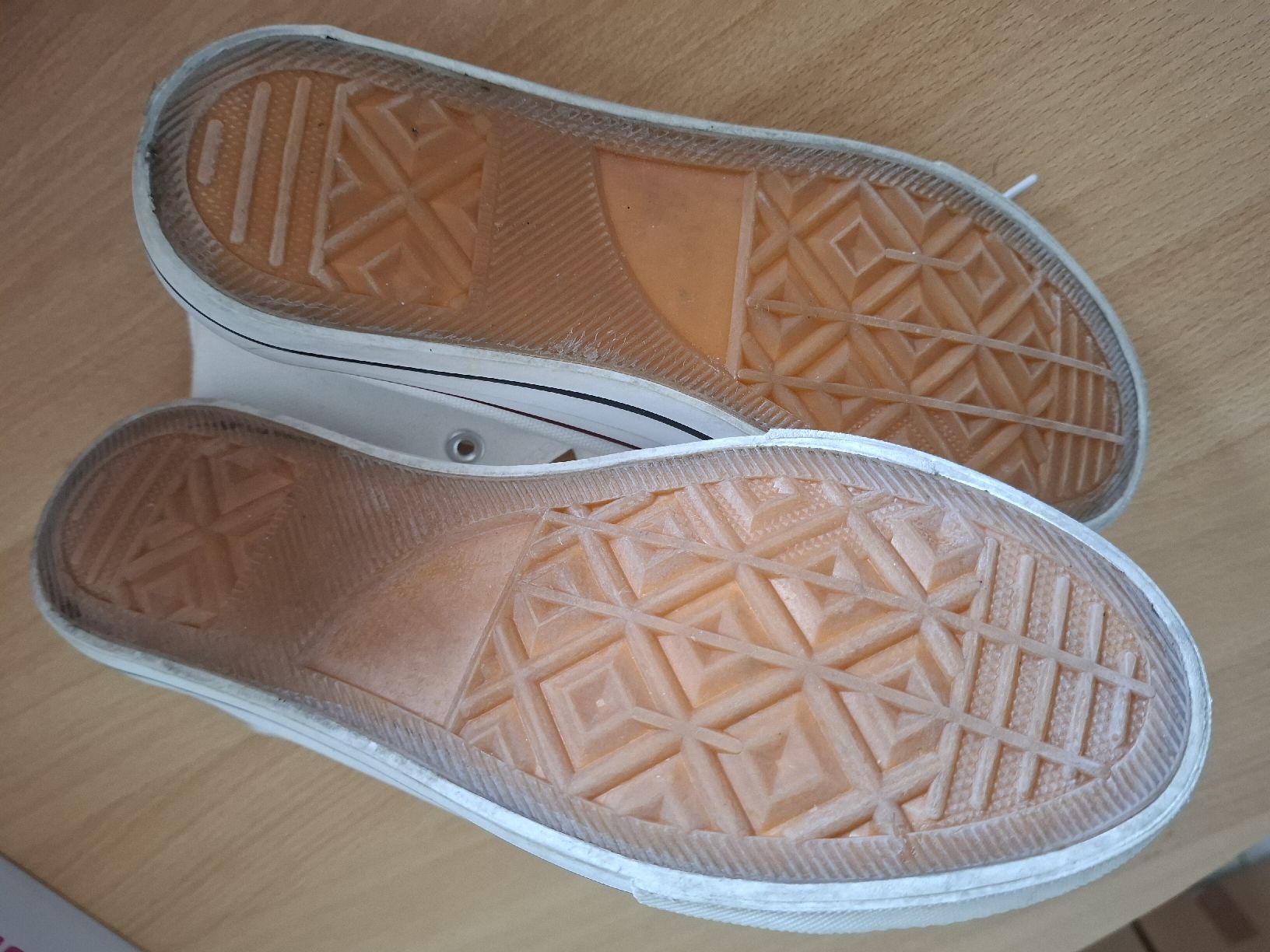 Chaussures femmes: Baskets montantes blanches t.37 – D'occasion à givisiez par odilev 3