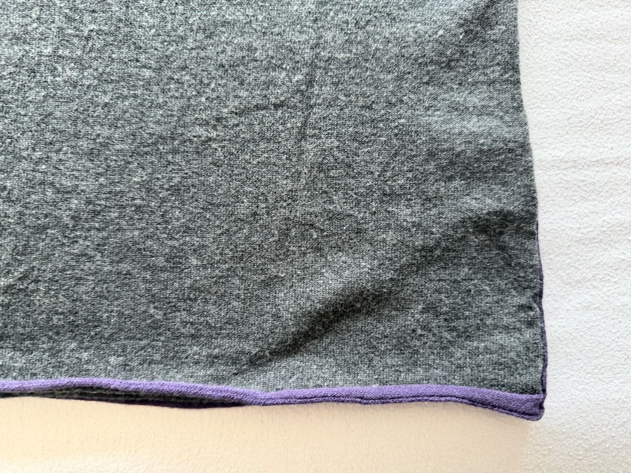 Maglioni & Felpe: Feiner Woll-Seidenpullover anthrazit, edel! Gr. M – Usato da Winterthur venduto da ing_pd8f 5