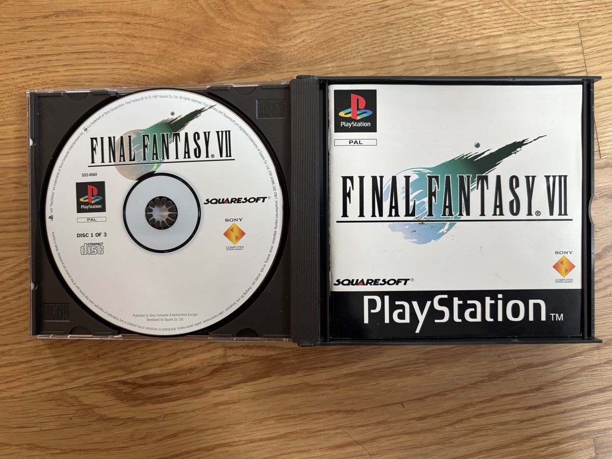 Jeux: PS (PAL) - Final Fantasy VII / 7  – D'occasion à Widen par mxpx_1981 1