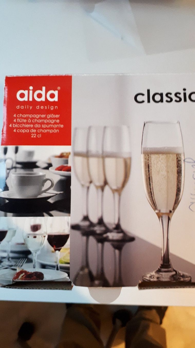 Gläser: 4 Stk  Champagner Gläser Original Aida Classic – Neu und originalverpackt aus Seewen SZ von SuperpumaDisplayTeam 3